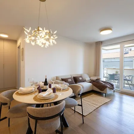 Luxury Znjan,split-two Bathrooms And Free Parking * Split