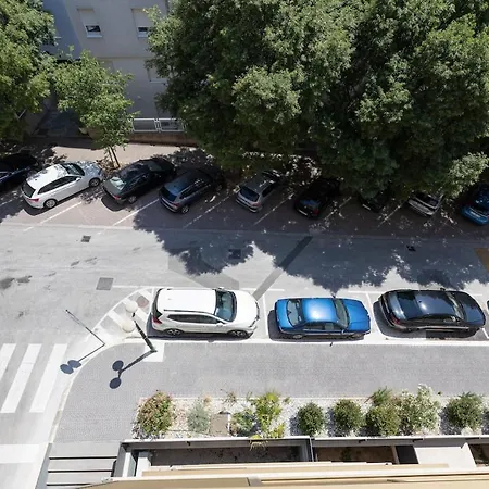 Luxury Znjan,split-two Bathrooms And Free Parking 斯普利特