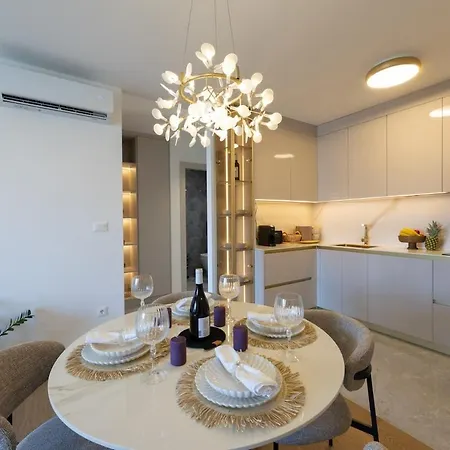 Luxury Znjan,split-two Bathrooms And Free Parking * Split