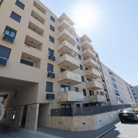 Luxury Znjan,split-two Bathrooms And Free Parking * 斯普利特