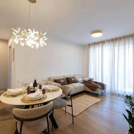 Apartamento Luxury Znjan,split-two Bathrooms And Free Parking
