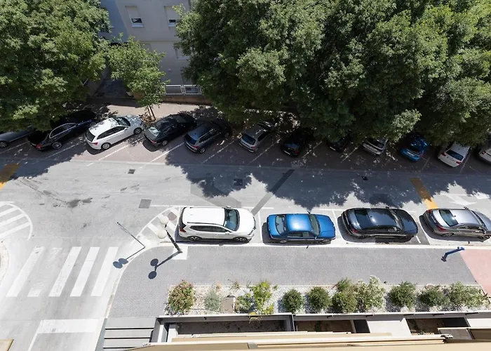 Luxury Znjan,split-two Bathrooms And Free Parking 斯普利特