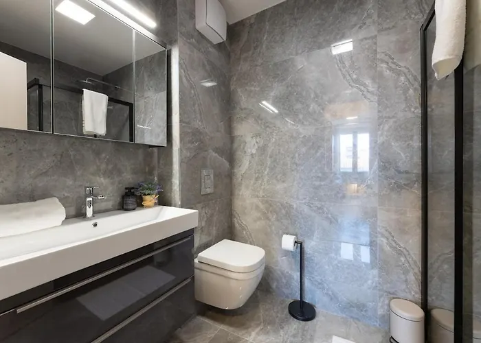 Luxury Znjan,split-two Bathrooms And Free Parking *
