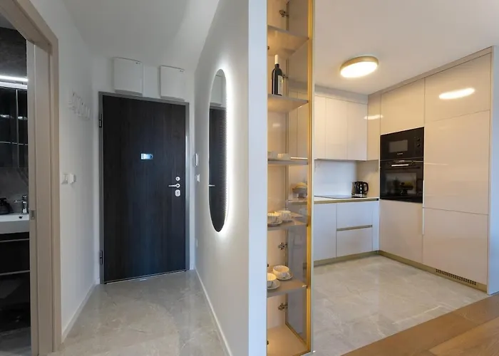 Luxury Znjan,split-two Bathrooms And Free Parking *