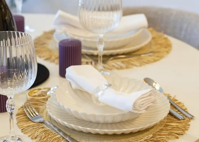 Luxury Znjan,split-two Bathrooms And Free Parking 斯普利特